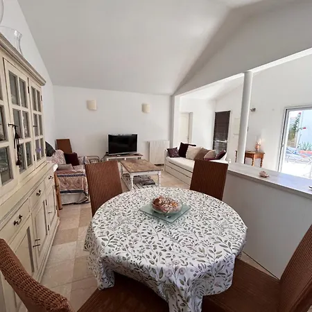 Holiday home Confort Et Bien Etre *